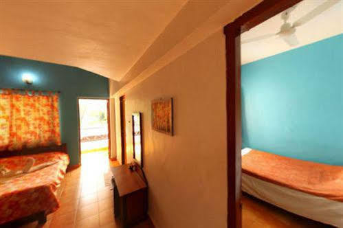Hotel Germany กาลังกูติ ภายนอก รูปภาพ